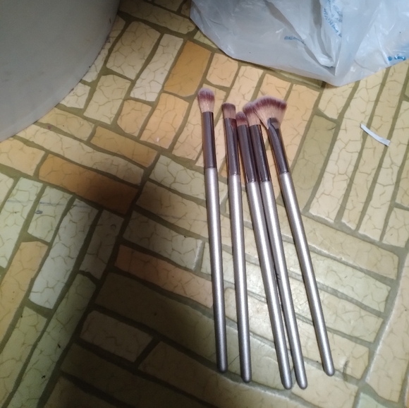 Makeup brushes - Picture 5 of 6